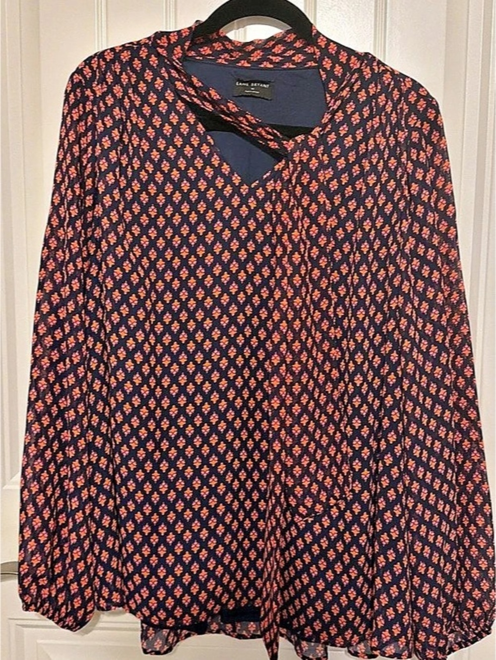 Lane Bryant Geometric Blouse in Black & Red Size 16 Like New